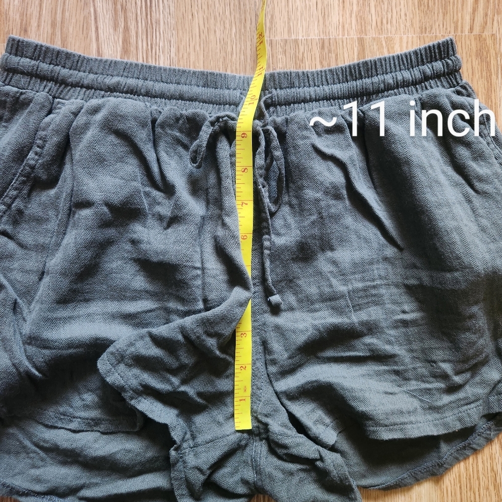 Universal Thread Casual Shorts - Picture 6 of 7